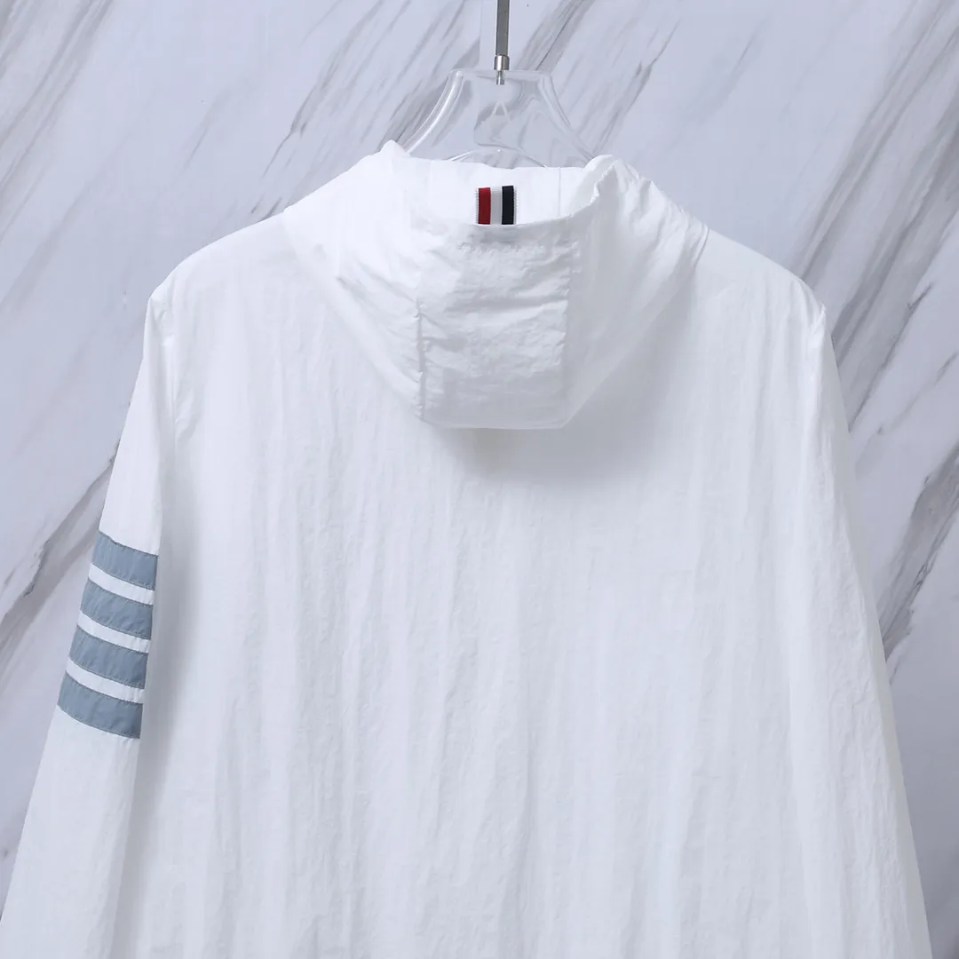 ：YT 06（TB ） THOM BROWNE TBClassic Spf 80+ Breathable White/Black/Navy Blue/Gray TB Same Style TB TB Factory 38 Quality Same Style TB TB ：White/Black/Navy Blue /Gray Size：1/2/3/4
